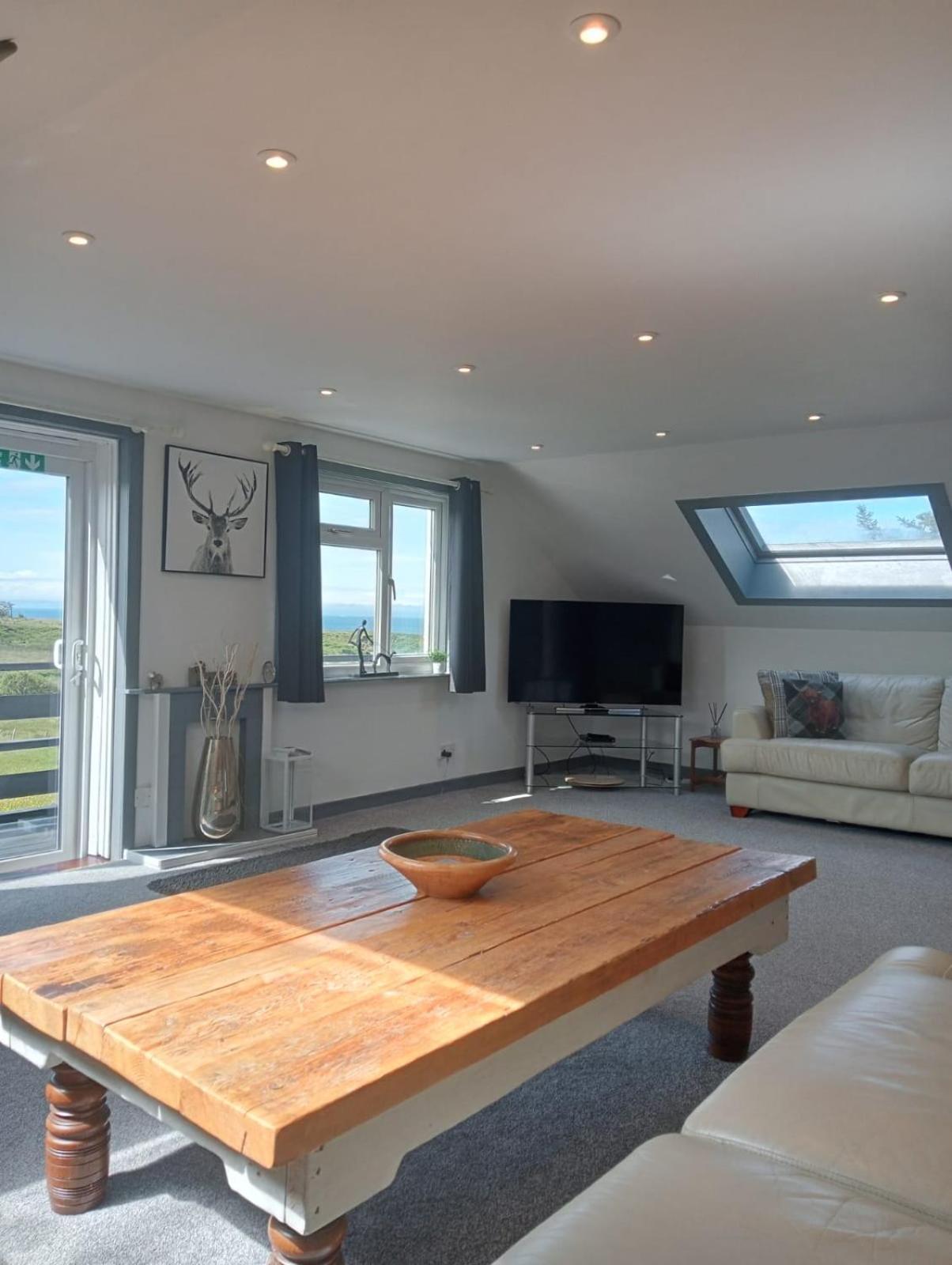 Self Catering Spacious Open Plan 3 Bed Apartment With Sea Views South Erradale Extérieur photo